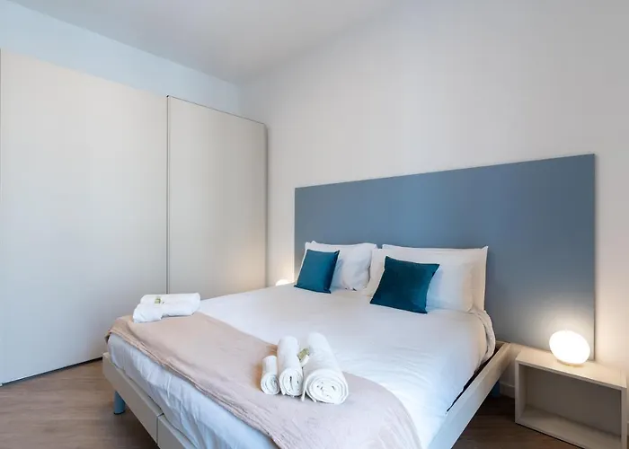 15 Minutes From The Centre Free Wi-fi & A/c Apartament